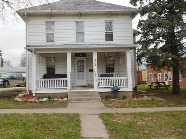 304 E Lincoln Way, Jefferson, IA 50129