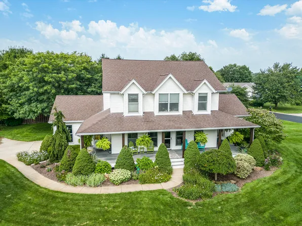 1740 J West Way, Saint Joseph, MI 49085