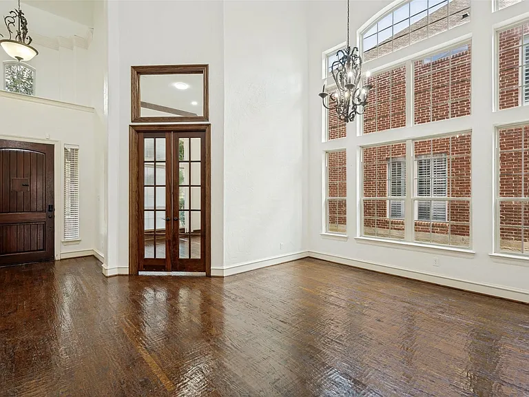 11292 Berkeley Hall Ln — Photo 2