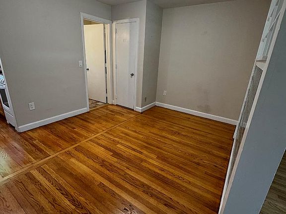 4th image of 51 Elm St #H