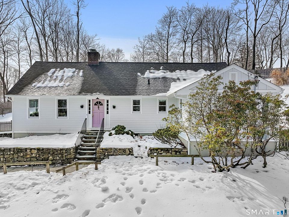 1st image of 8 Iris Lane