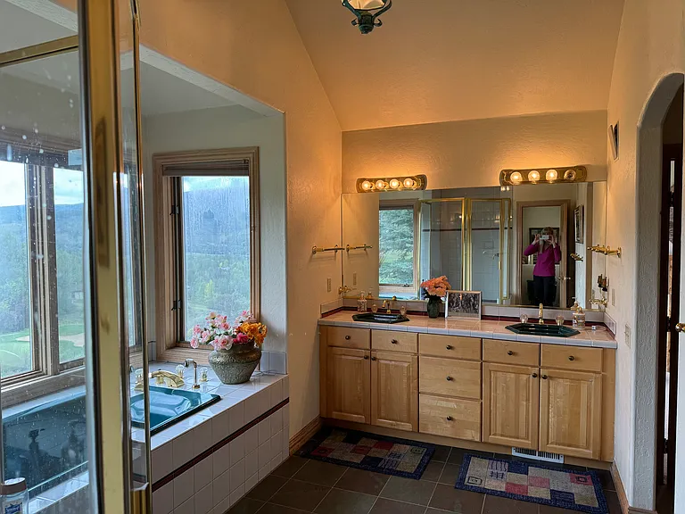 695 Charolais Cir — Photo 13