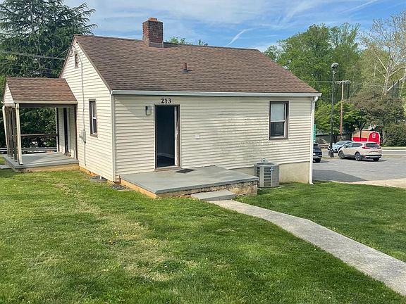 2nd image of 213 College Dr