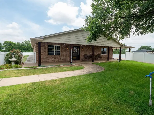 16003 Gaddy Rd, Shawnee, OK 74801