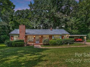 1531 Crystal Rd, Charlotte, NC 28205