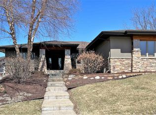 6730 Wildrye Rd, Lincoln, NE 68521