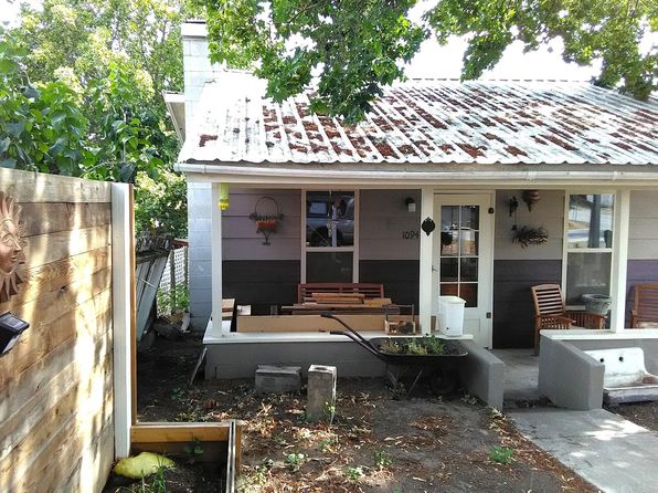 1094 S Adams St, Republic, WA 99166