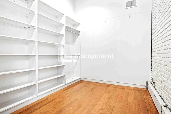 Rented by Lisa Management Inc | media 20