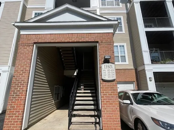 13501 Kildare Hills Ter APT 402, Germantown, MD 20874