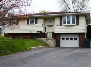 1026 State Route 10 E, Clinton, IL 61727