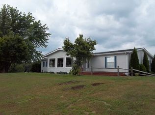 19500 4b Rd, Walkerton, IN 46574