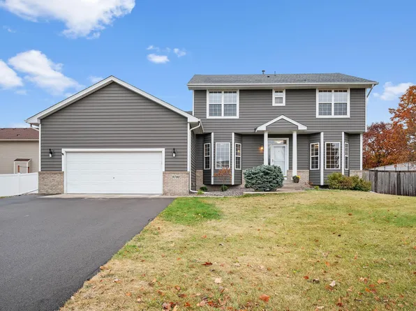 9700 Evergreen Ave N, Brooklyn Park, MN 55443