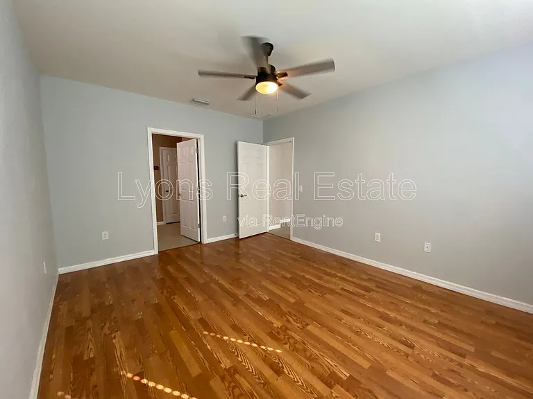 3425 Cancun Ct — Photo 22