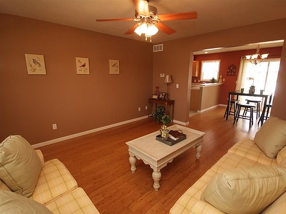 4th image of 4425 Ashard Dr