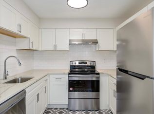 5322 Savoy Ct, Saint Louis, MO 63112