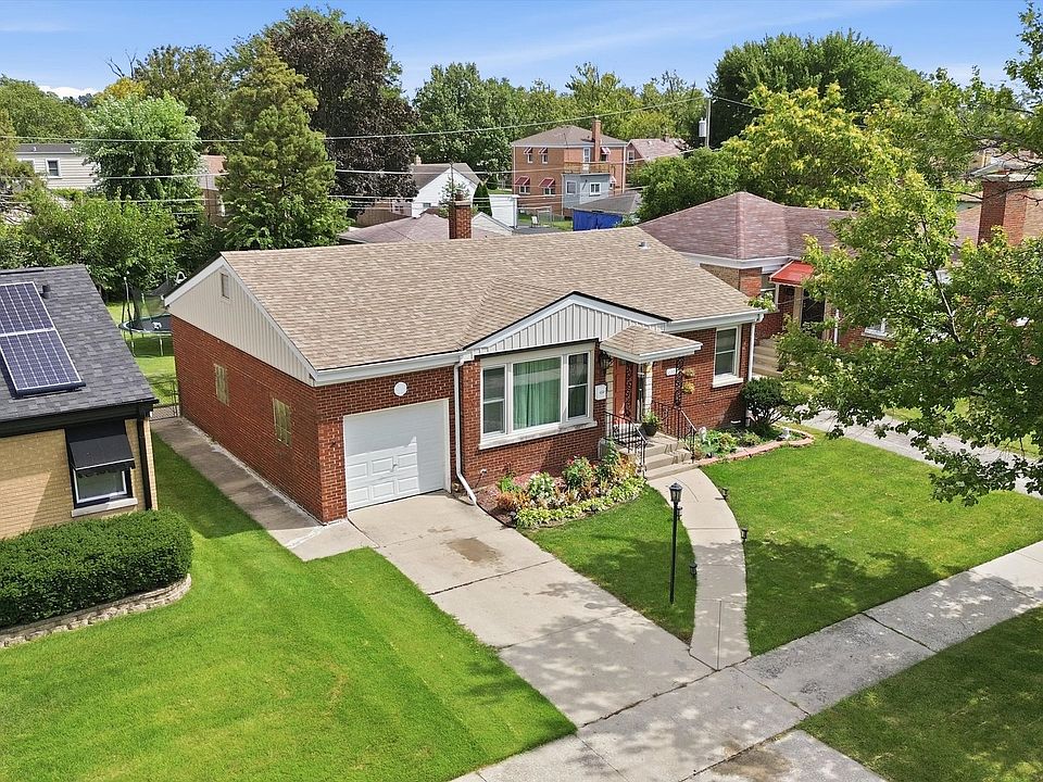 1st image of 2309 S 23rd Ave