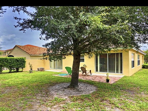 5th image of 6264 Willoughby Cir
