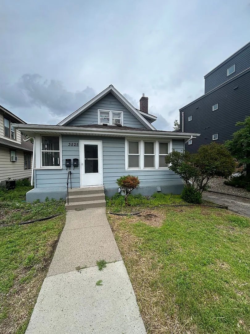 3525 Hennepin — Photo 1