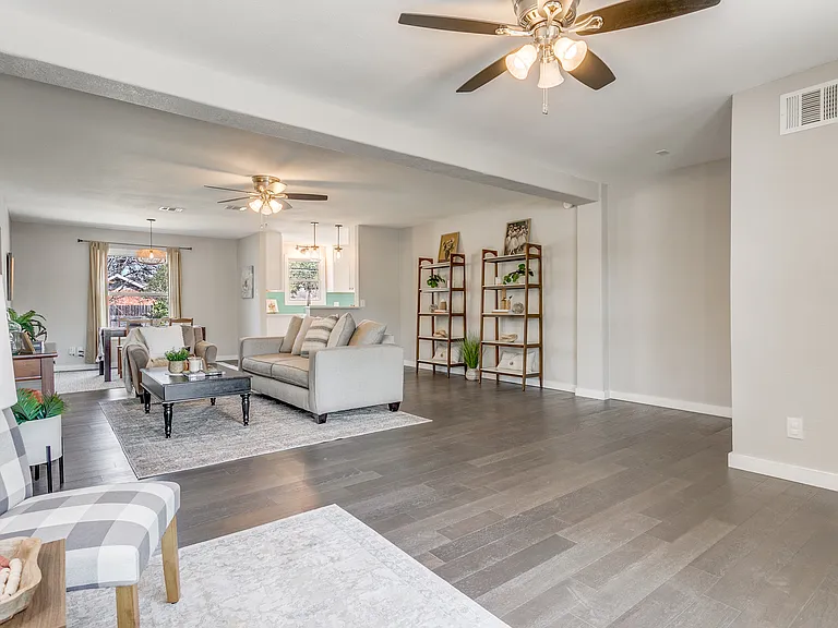 611 Greenwich Blvd — Photo 10