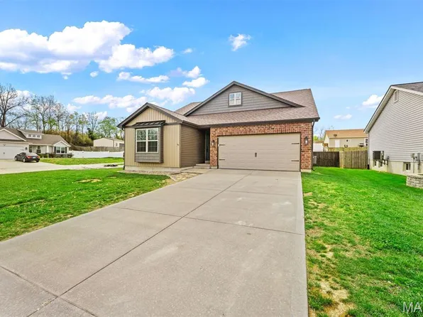 690 Glen Eagle Dr, Troy, MO 63379