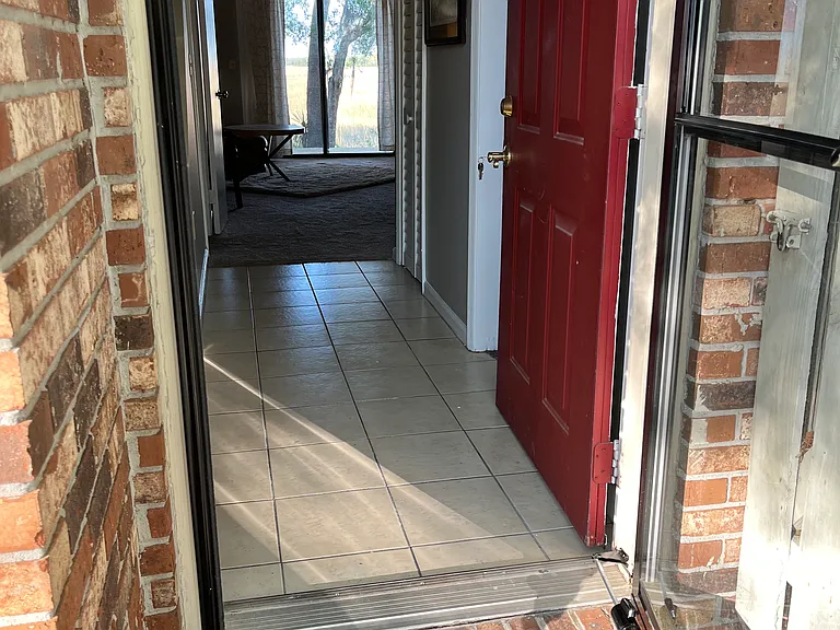 511 Saint Charles Ct — Photo 28