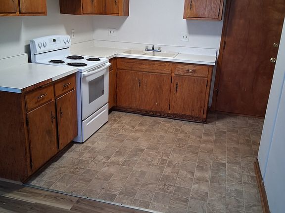 3rd image of 4305 Lori Dr APT 6