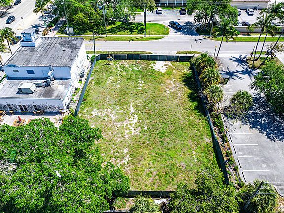 2nd image of 10 SW 4th Avenue