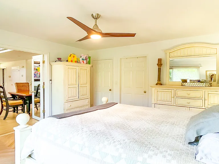 20 Hubbard Ln #106 — Photo 17