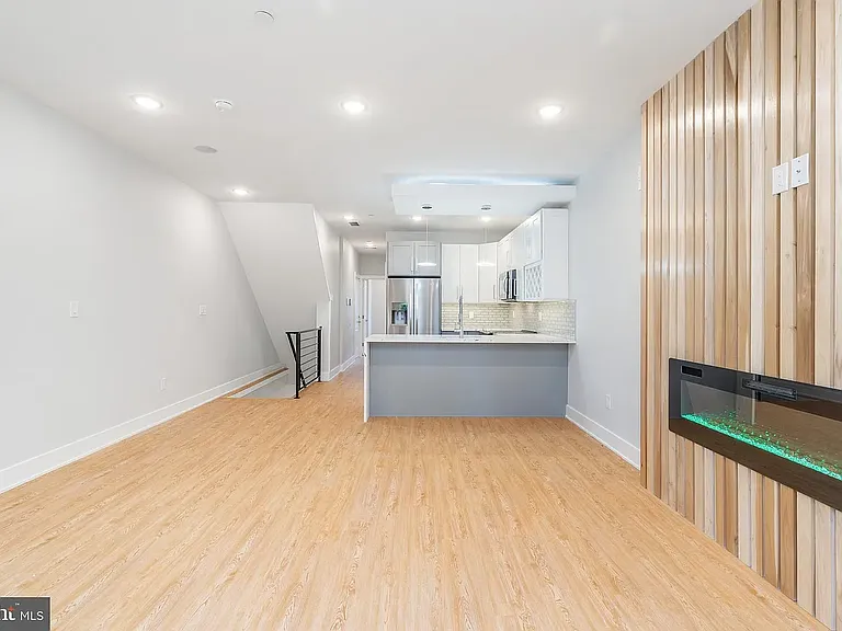 1720 S 22nd St #1 — Photo 12