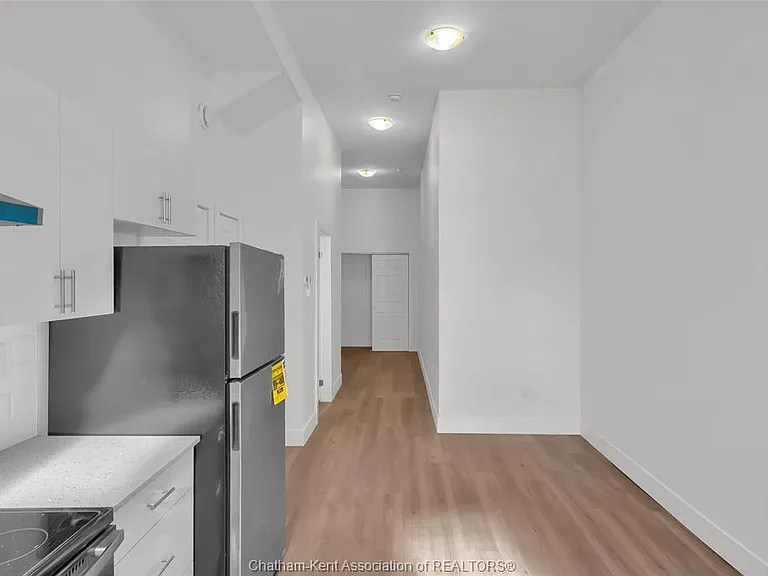 131 Main St #2 — Photo 5