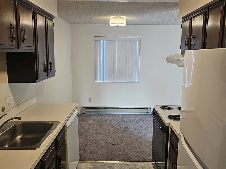 11023 Greenwood Ave N #4 — Photo 3