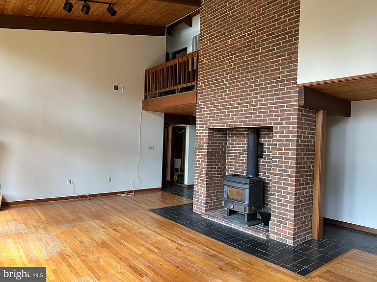 6022 Munson Hill Rd — Photo 11