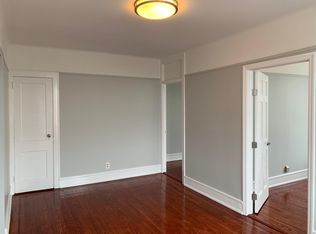 75-59 Metropolitan Ave #3R, Middle Village, NY 11379