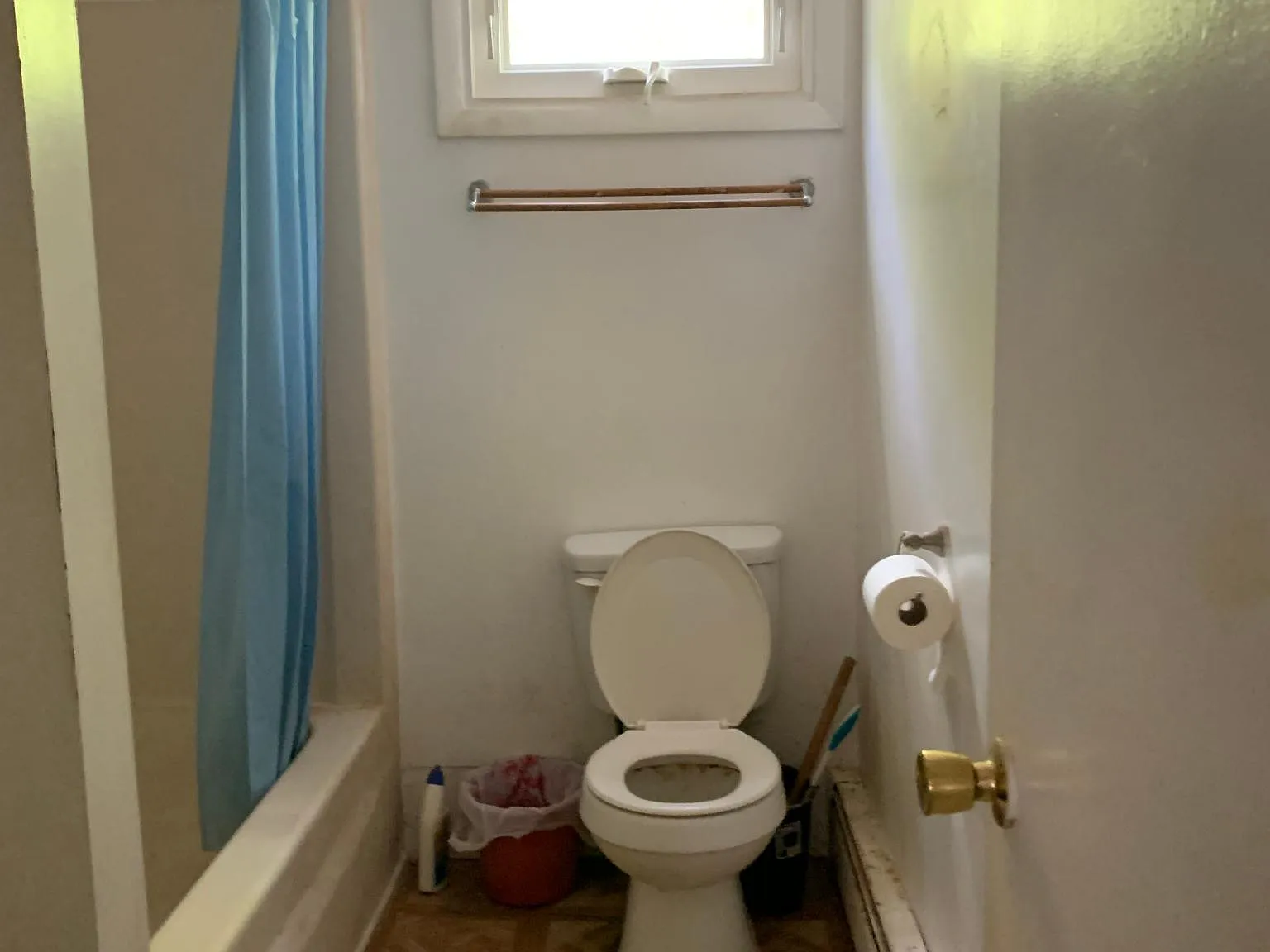 Crescent Ave, Highland — Photo 4