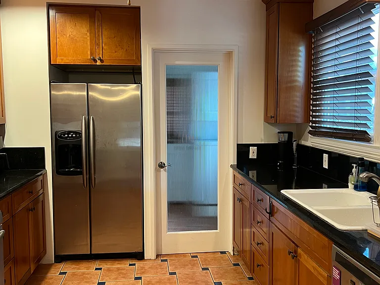 6087 Cashio St #1 — Photo 12