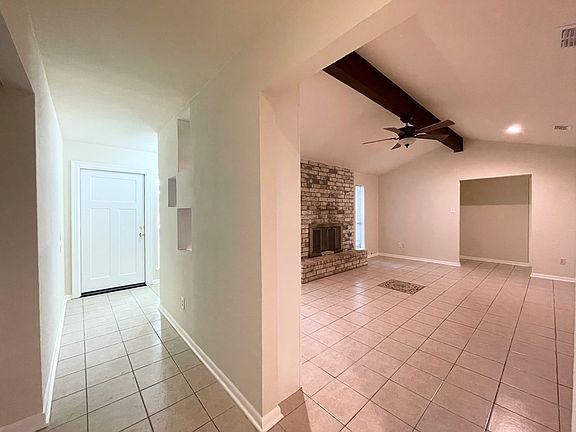 2nd image of 4605 Acushnet Dr