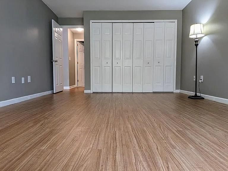 Large bedrooms with wall to wall closets