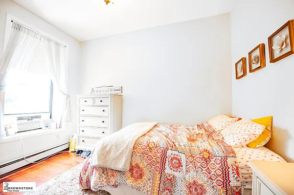 Rented by Brownstone Real Estate | media 47