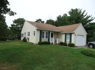 2 Plymouth Pl, Manchester Township, NJ 08759