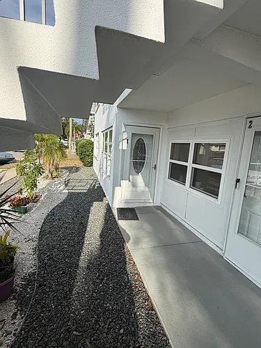 1221 Drew St Photo 1