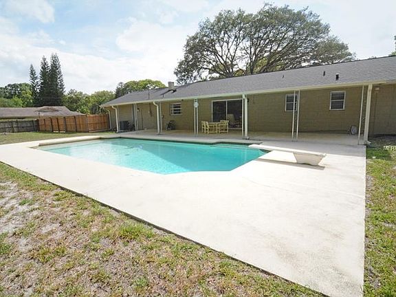 4th image of 1117 Dove Ln