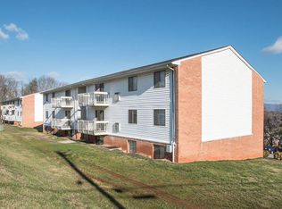 889 Short St, Bedford, VA 24523