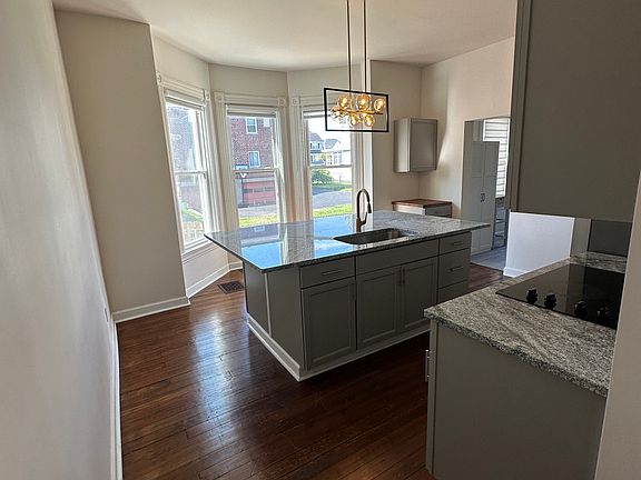 4th image of 4211 Carter Ave