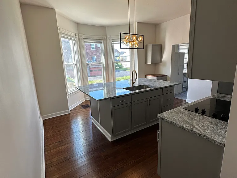 4211 Carter Ave — Photo 6