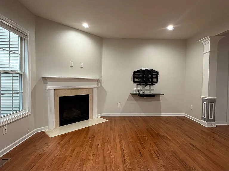 281 Sterling Dr — Photo 8