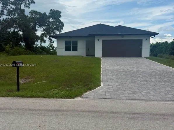 655 Naples Ave S, Lehigh Acres, FL 33974