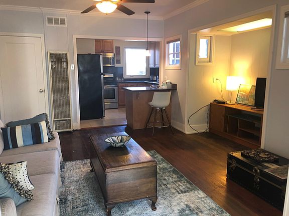 Living room open
To kitchen and entry library