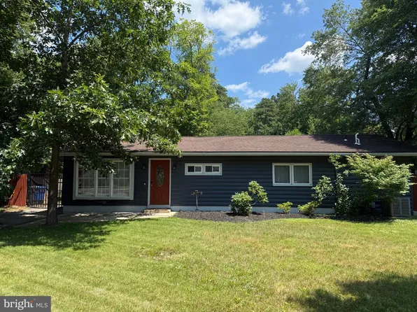 227 Taunton Blvd, Medford, NJ 08055