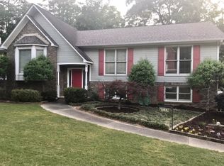 5188 Stonehaven Dr, Hoover, AL 35244