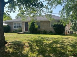 203 Cladorbon Dr, Cynthiana, KY 41031
